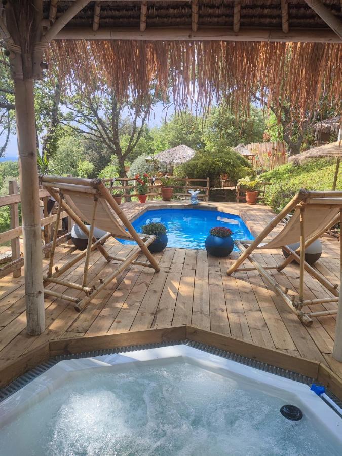 La Lyalis Bed & Breakfast Aiguines Ngoại thất bức ảnh